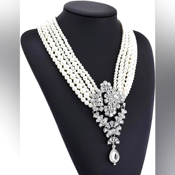 Beautiful Vintage Inspired Multistrand Rhinestone Bejeweled Necklace - Picture 3 of 3